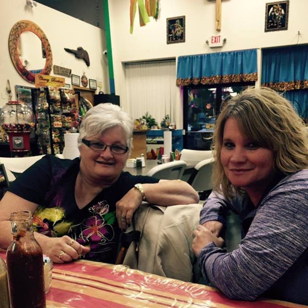 Meet your Posher, Gloria